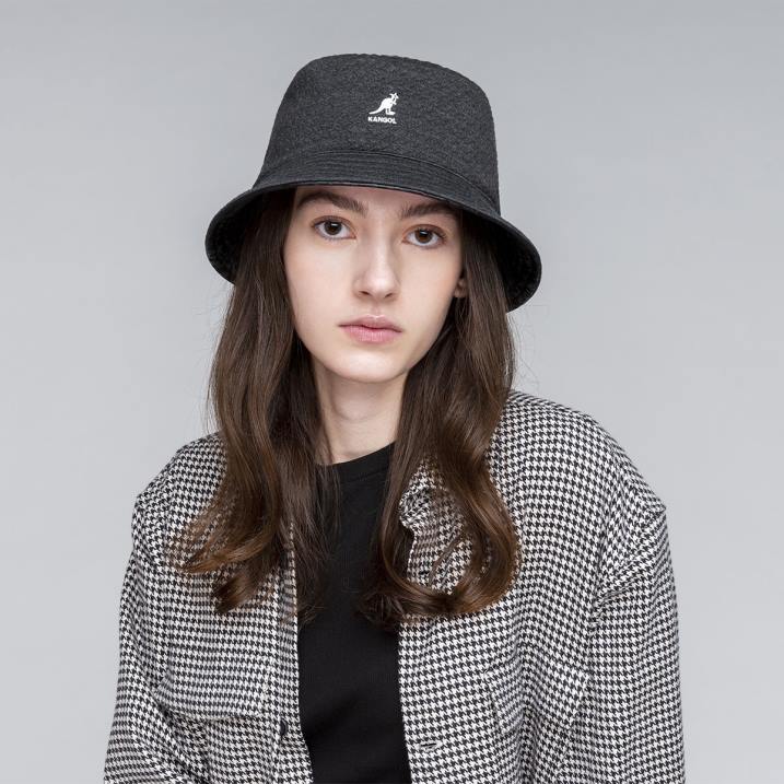 balde reversible con relieve unisexo Kangol accesorios negro B4VR674
